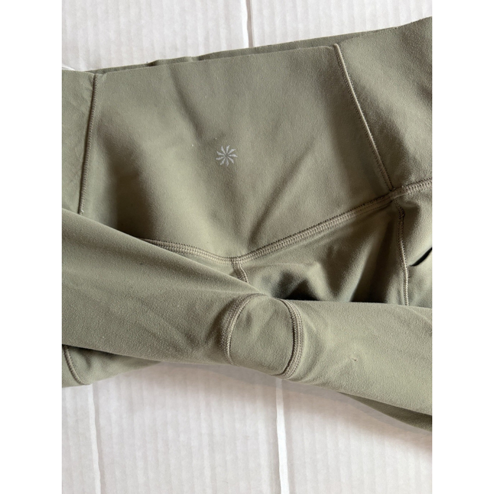 Athleta Salutation Stash Pocket II Capri Legging Light Green Size Small - Picture 6 of 6